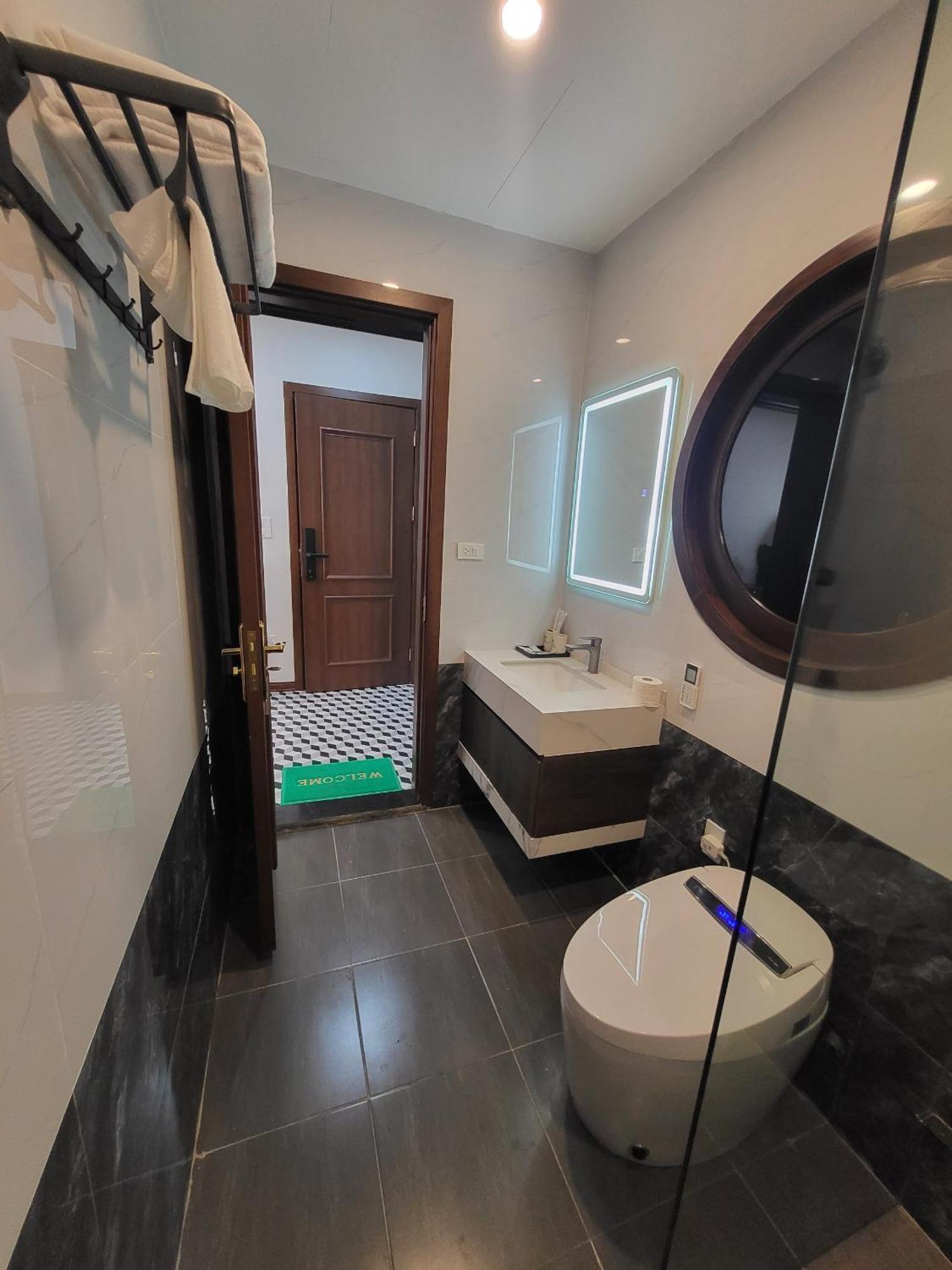 Căn hộ Luxe Paradise Dang Thai Mai
